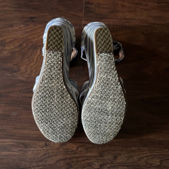 Tom's wedges size W5 - Picture 5 of 5